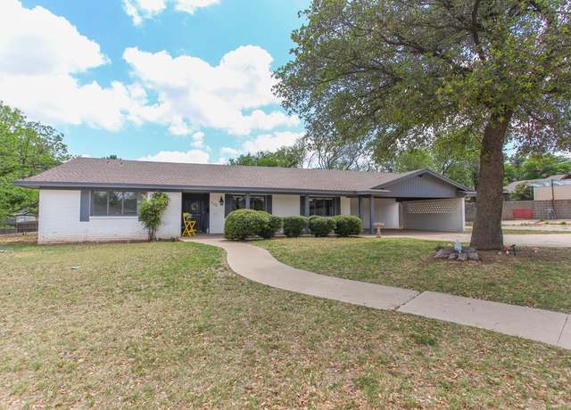 Property at 700 Capri Ct, Big Spring, TX 79720, 4 beds, 3 baths