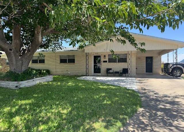 Property at 1500 N Colpitts Blvd, Fort Stockton, TX 79735, 4 beds, 3 baths