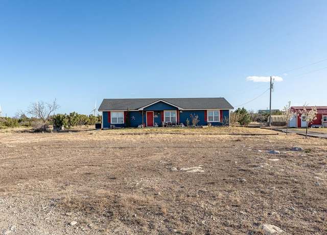 Property at 808 Angela Rd, Big Spring, TX 79720, 3 beds, 2 baths