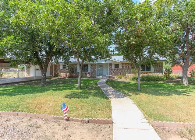 Property at 2609 E 24th St, Big Spring, TX 79720, 3 beds, 2 baths