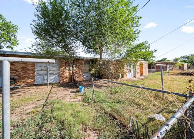 Property at 2600 Albrook, Big Spring, TX 79720, 5 beds, 3 baths