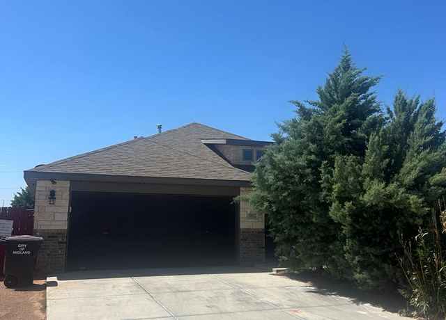 Property at 1102 Lasso Ln, Midland, TX 79705, 4 beds, 2 baths