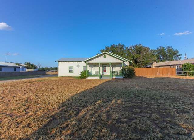 Property at 2306 N Lamesa Hwy, Big Spring, TX 79720, 3 beds, 2 baths