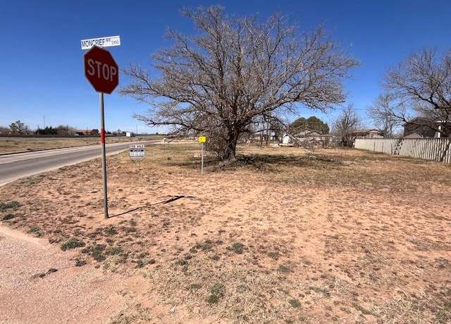 Property at 2111 Moncrief Ave, Snyder, TX 79549