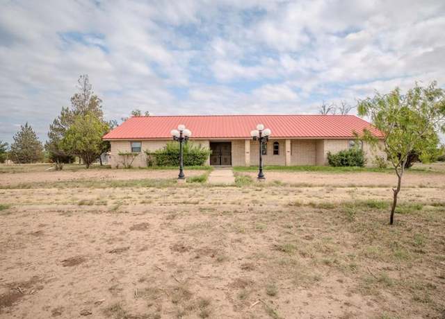 Property at 802 Todd Rd, Big Spring, TX 79720, 3 beds, 2 baths