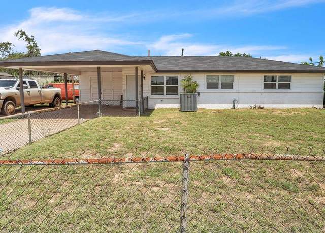 Property at 100 Hooser Rd, Big Spring, TX 79720, 3 beds, 1.5 baths