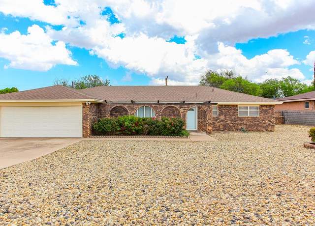 Property at 2809 Goliad St, Big Spring, TX 79720, 3 beds, 2 baths