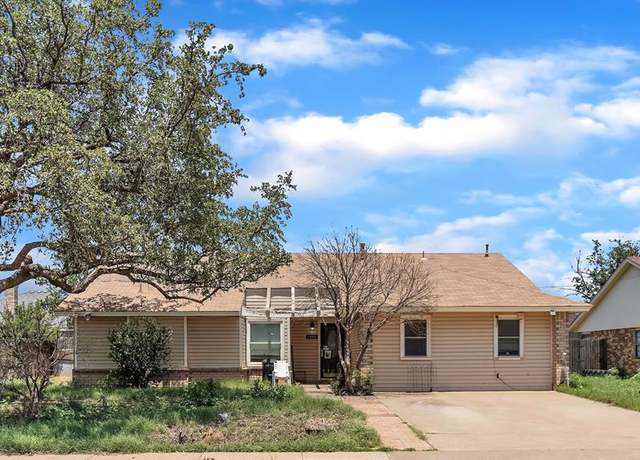 Property at 4502 Palmer Dr, Midland, TX 79705, 5 beds, 2 baths