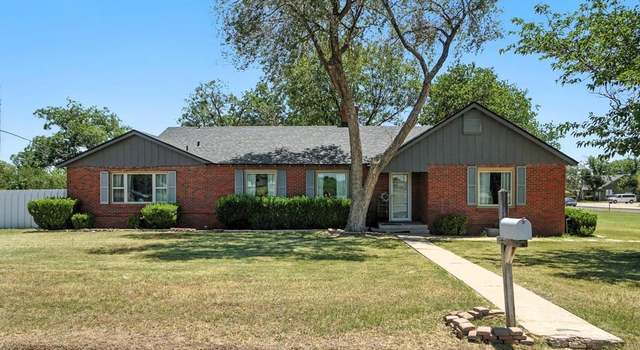 Photo of 3612 Ave V, Snyder, TX 79549