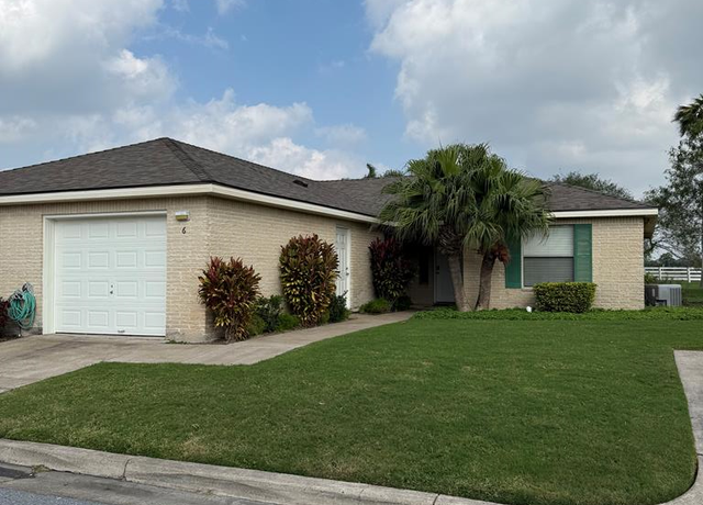 Property at 6 Pinehurst Dr, Laguna Vista, TX 78578, 3 beds, 2 baths