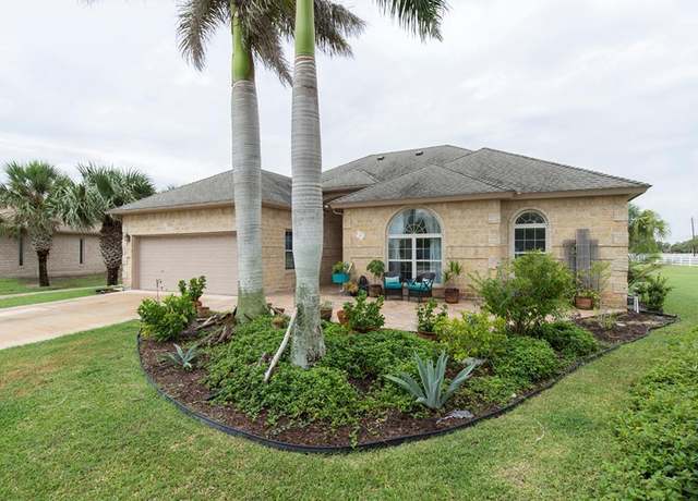 Property at 2 Bethpage Dr, Laguna Vista, TX 78578, 3 beds, 2 baths