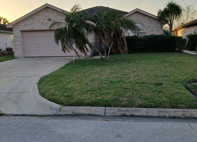 Property at 34 Lakewood Dr, Laguna Vista, TX 78578, 3 beds, 2 baths