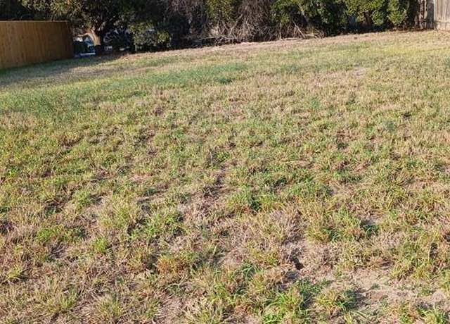 Property at 1944 N Baylor Ave, Mcallen, TX 78542