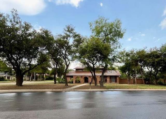 Property at 105 Fireside Dr, Brownsville, TX 78521, 4 beds, 3.5 baths