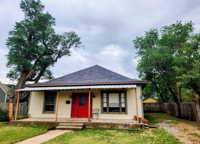 Property at 1908 3rd Ave, Canyon, TX 79015, 3 beds, 2 baths