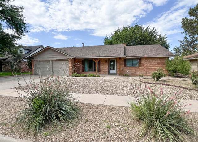 Property at 2415 15th Ave, Canyon, TX 79015, 3 beds, 2 baths