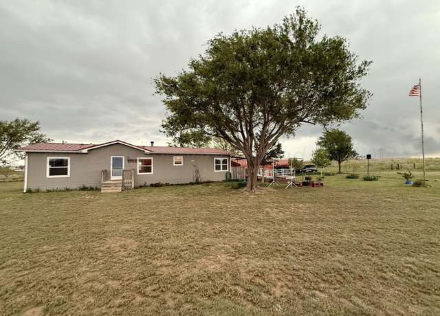Property at 2700 Potter Dr, Amarillo, TX 79108, 3 beds, 2 baths