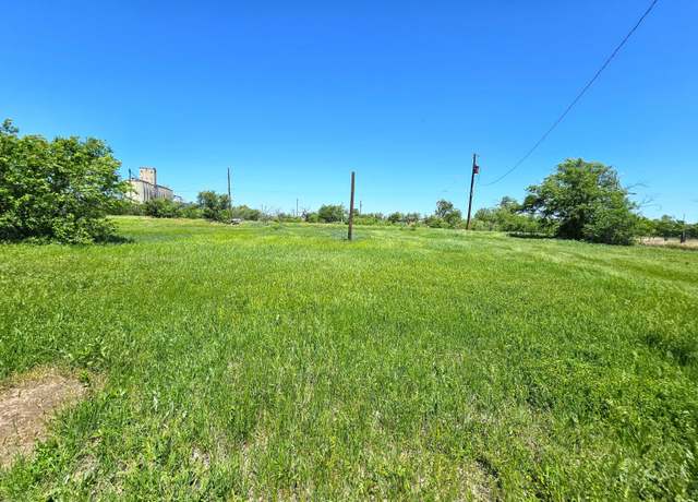 Property at 516 & 520 W Elm Ave, Pampa, TX 79065