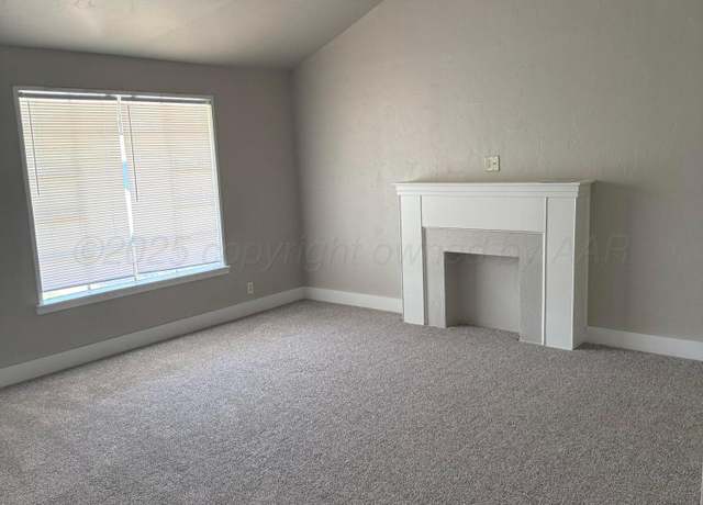 Property at 3611 Parker St, Amarillo, TX 79110, 2 beds, 1 bath