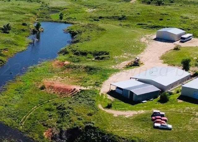 Property at 150 Farmers Ln, Fritch, TX 79036, 6 beds, 3.5 baths