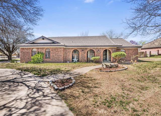 Property at 71 Hunsley Hills Blvd, Canyon, TX 79015, 3 beds, 2 baths
