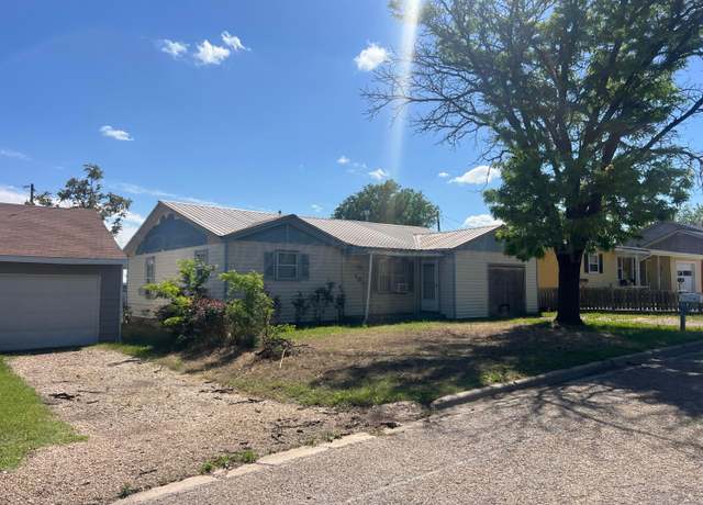 Property at 104 Peiffer St, Borger, TX 79007, 3 beds, 2 baths