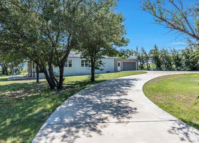 Property at 25701 Newton Rd, Canyon, TX 79015, 2 beds, 1 bath