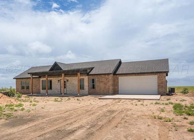 Property at 3045 W Hungate Rd, Canyon, TX 79015, 3 beds, 2 baths