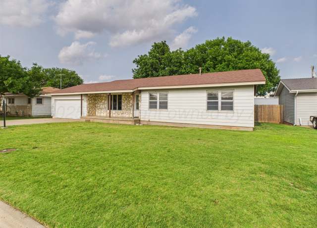 Property at 502 Spruce Ave, Dumas, TX 79029, 3 beds, 1.5 baths