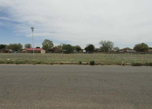 Property at 221 E 15th St, Hereford, TX 79045