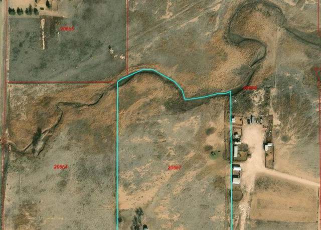 Property at 600 SW 8th St, Happy, TX 79042