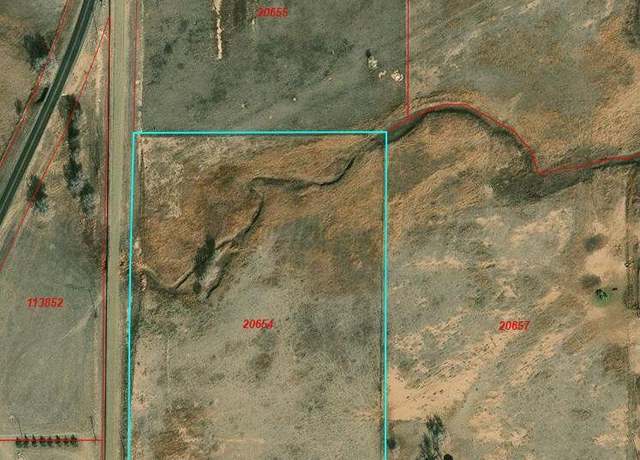 Property at 101 SW 8th St, Happy, TX 79042