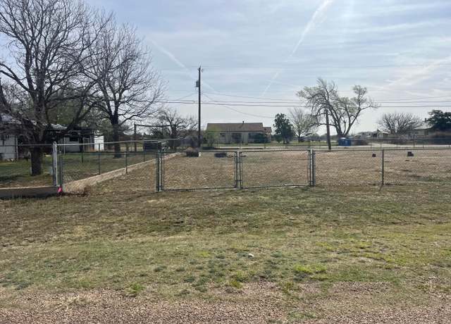 Property at 207 Harbor Dr, Fritch, TX 79036