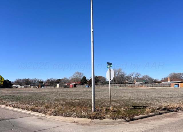 Property at 233 E 15th St, Hereford, TX 79045