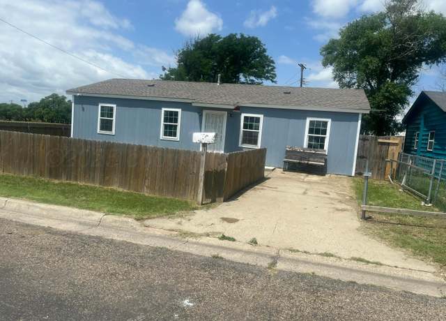 Property at 1101 Bluebell St, Amarillo, TX 79107, 3 beds, 2 baths