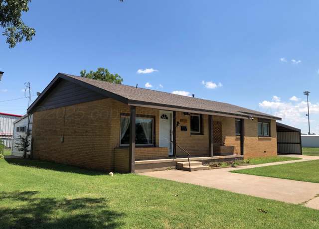 Property at 1608 Amarillo St, Wellington, TX 79095, 3 beds, 2 baths