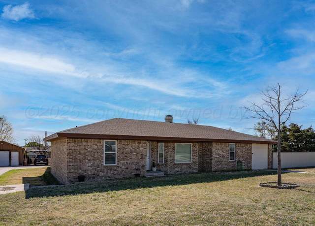 Property at 505 Mesquite Dr, Fritch, TX 79036, 3 beds, 2 baths