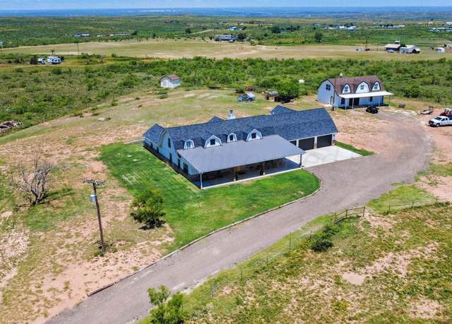 Property at 1800 S Park Cir, Amarillo, TX 79108, 5 beds, 5.5 baths