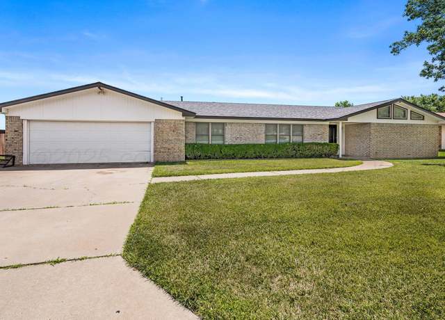 Property at 1934 Holly Ln, Pampa, TX 79065, 4 beds, 3 baths