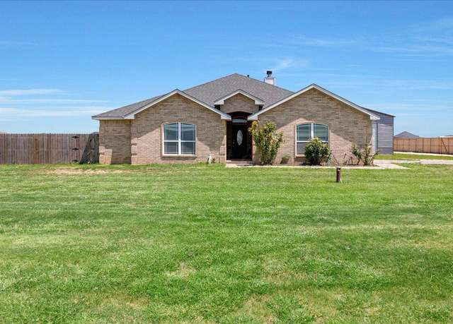 Property at 7500 Mission Ave, Canyon, TX 79015, 4 beds, 2 baths