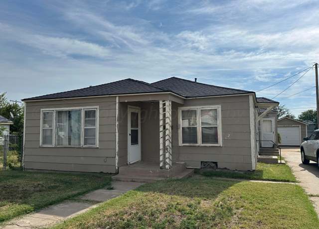 Property at 817 Binkley Ave, Dumas, TX 79029, 4 beds, 2 baths