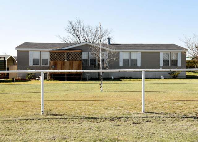 Property at 5545 Tranquility Rd, Amarillo, TX 79118, 4 beds, 2 baths