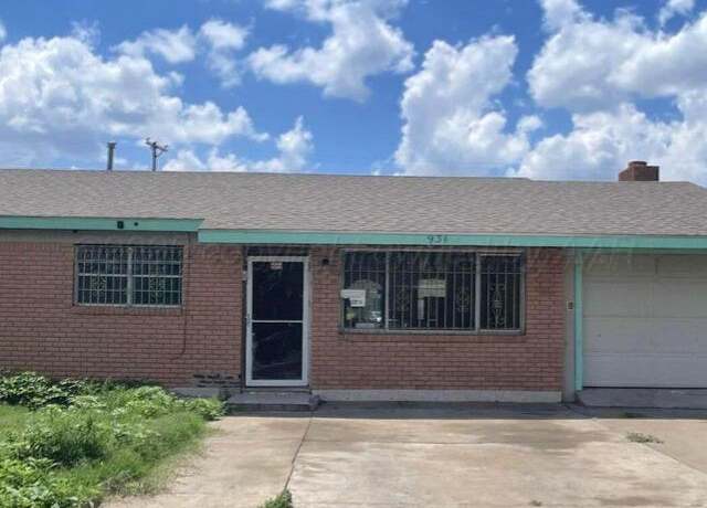 Property at 931 Foxglove St, Amarillo, TX 79107, 3 beds, 2 baths