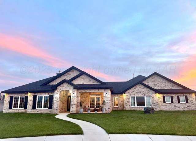 Property at 1512 Madison Ave, Dumas, TX 79029, 4 beds, 3 baths