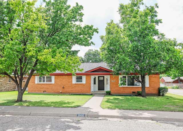 Property at 3500 Hawthorne Dr, Amarillo, TX 79109, 3 beds, 3 baths