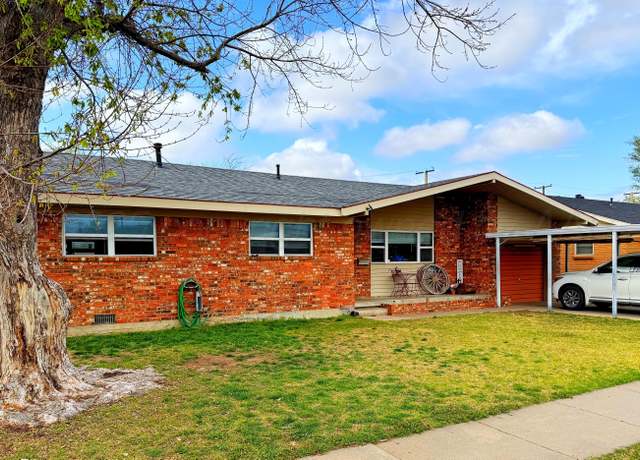 Property at 2110 Colgate Dr, Perryton, TX 79070, 3 beds, 2 baths