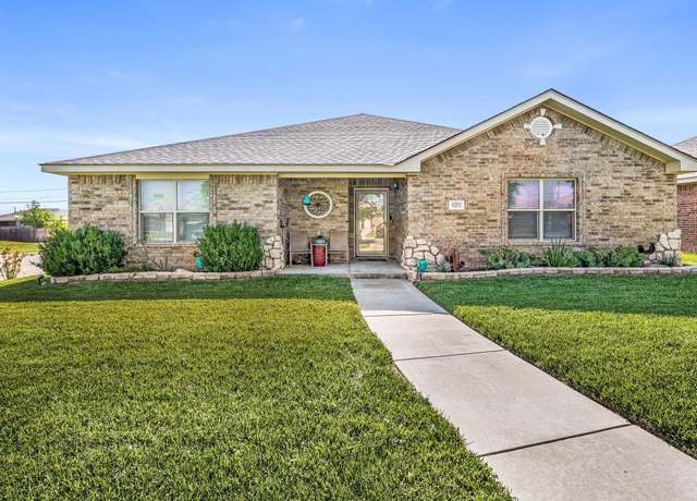 Property at 4501 S Roberts St, Amarillo, TX 79118, 3 beds, 2 baths