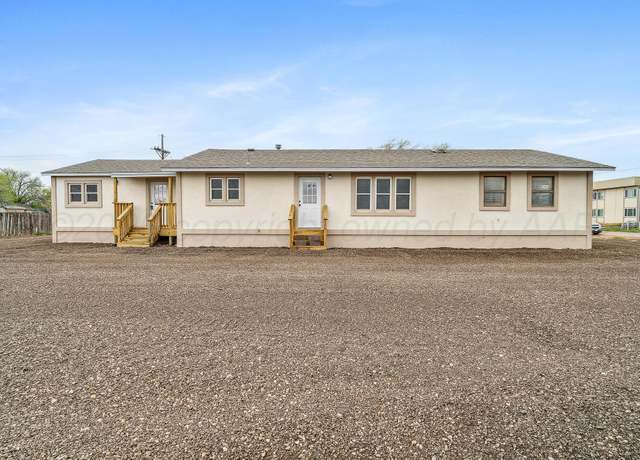 Property at 517 Whittier St, Hereford, TX 79045, 4 beds, 2 baths