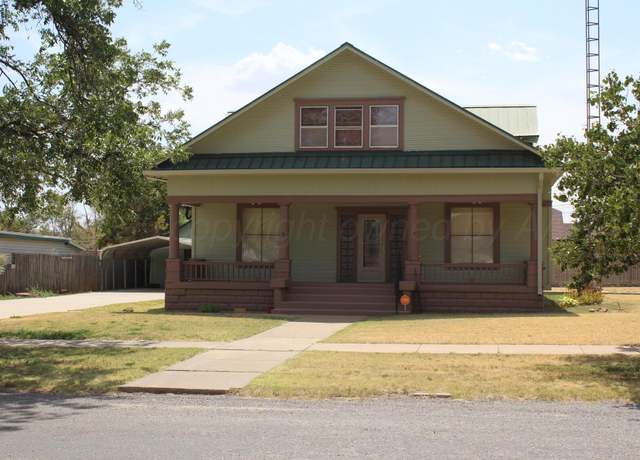Property at 311 Jackson Ave, Hereford, TX 79045, 4 beds, 1 bath