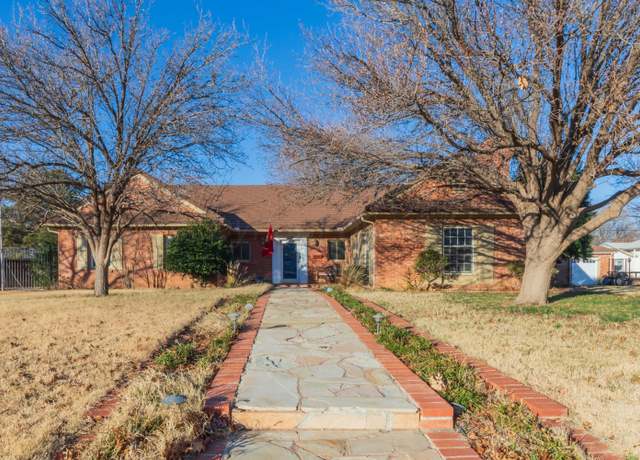 Property at 1318 Broadmoor St, Amarillo, TX 79106, 4 beds, 2.5 baths